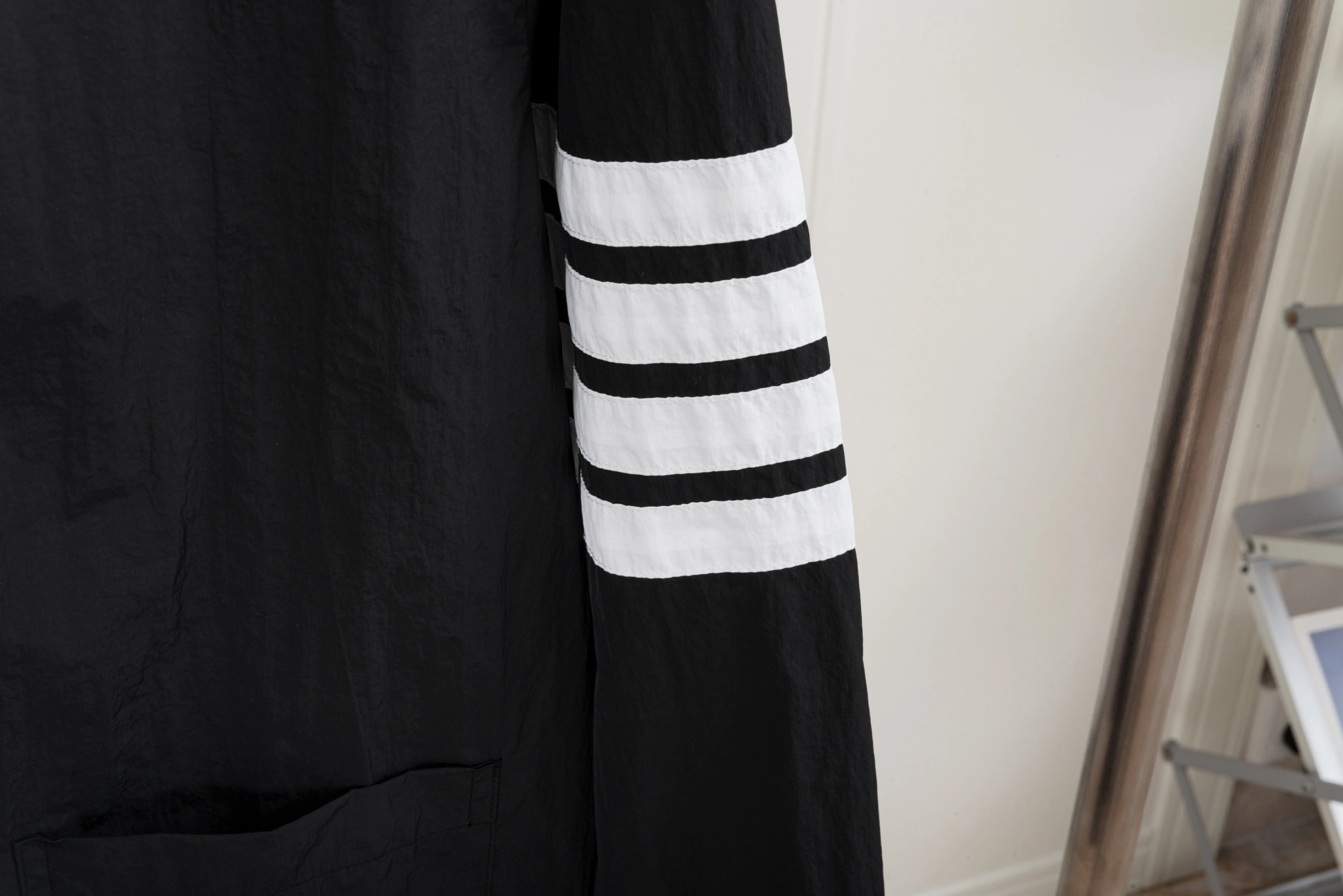wg.luxury -- 2row95 item:E-F199L2499-4T